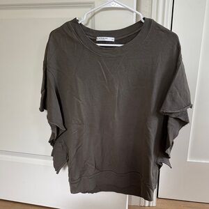 Olive Flowy Short Sleeve Crewneck